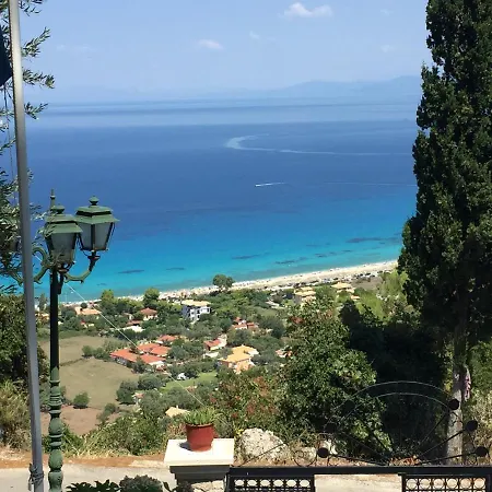 Dimitra Villa Nikiana